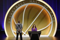 Kobe Bryant Wife Vanessa Basketball Hall Of Fame Speech