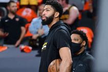 Nba Playoffs 2021 Lakers Anthony Davis Suns