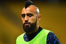 Arturo Vidal Chile Inter Star Hospitalised Positive Covid 19 Test