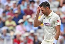 New Zealand Take Command Second Test Landmark Day James Anderson