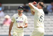 Suspended Robinson Has Full Support Of England Team Mates Anderson