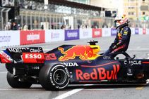 Sometimes You Can Hate This Sport Verstappen Rues Late Baku Crash