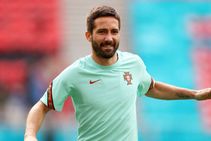 Belgium V Portugal Euro 2020 Last 16 Moutinho Not Giving Whole Focus To De Bruyne