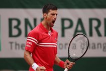 Novak Djokovic Reaches Fourth Round French Open Ricardas Berankis Straight Sets Victory