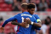 England 1 0 Romania Rashford Penalty Seals Win After Three Lions Booed For Taking The Knee