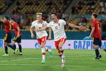 Robert Lewandowski Rescues Poland 1 1 Spain Euro 