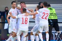 Euro 2020 Slovakia 0 5 Spain La Roja Rampant After Dubravka Howler To Reach Last 