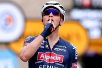 Tour De France Merlier Takes Sprint Victory Roglic And Thomas Suffer Falls