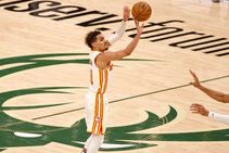 Nba Playoffs 2021 Trae Young Atlanta Hawks Giannis Antetokounmpo Milwaukee Bucks