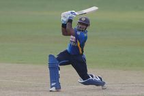 India Vs Sri Lanka 2nd Odi 1st Innings Lankans Set 276 Run Target For Visitors