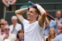 Denis Shapovalov Beats Karen Khachanov To Reache Wimbledon Semi Final