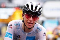 Tour De France Pogacar Snatches Yellow Jersey Teuns Wins Stage Eight