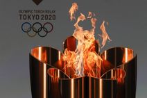 Tokyo 2020 Olympic Torch Relay Wraps Up In Chiba Off Road Due To Covid 19 Restrictions