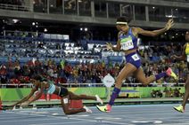 Tokyo 2020 Allyson Felix S Bronze Glitters As Good As Gold