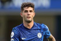 Pulisic Positive For Covid Chelsea Star Must Miss Arsenal Derby Premier League