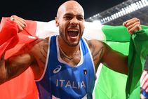 Tokyo 2020 Jacobs Stuns 100m Field To Clinch Historic Gold For Italy