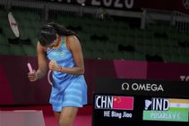 Tokyo 2020 Pv Sindhu Beats He Bing Jiao In Straight Sets To Clinch Bronze Her Second Olympic Medal