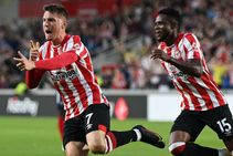 Brentford 2 0 Arsenal Brilliant Bees Start In Style As Brittle Gunners Fall Flat Report