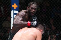 Ufc Vegas 34 Results And Recap Cannonier Takes Decision Win Over Gastelum In Grueling 5 Round Main