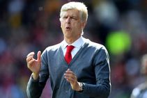 Arsene Wenger Not Ruling Out Management Return Defends Arsenal Reign