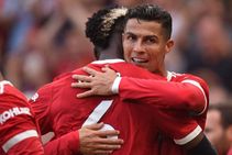 Premier League Ronaldo Double On Second Debut Sends Red Devils Top