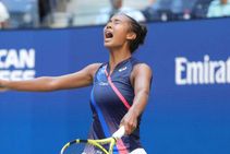 Us Open Leylah Fernandez Continues Incredible Run Teenage Sensation Makes Semi Finals