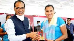 Madhya Pradesh Government Felicitates Indian Women S Hockey Team
