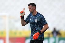 Brazil Argentina Was Cancelled For Political Reasons Claims Emiliano Martinez