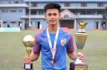 Isl Transfer News Chennaiyin Fc Sign Promising Indian Midfielder Ninthoi Meetei