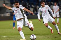 Kosovo 0 2 Spain Torres And Fornals Keep La Roja Top Of Group B