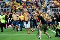 Lens Lille Crowd Trouble Ligue 1 Fighting French League