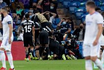 Real Madrid 1 2 Sheriff Thill Thunderbolt Stuns Los Blancos At The Bernabeu