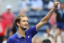 Us Open Medvedev Beats Auger Aliassime To Reach Second Flushing Meadows Final