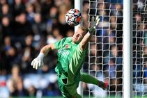 Leicester City 0 2 Arsenal Ramsdale Outstanding As Gunners Resurgence Continues