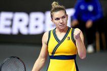 Halep Home Triumph Kontaveit Closes Wta Finals Berth