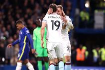 Chelsea 1 1 Burnley Shock Vydra Leveller Denies Leaders Victory