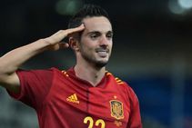 Greece 0 1 Spain Sarabia Penalty Puts Qualification In La Roja Hands