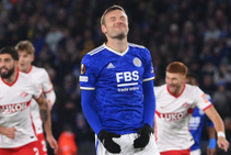 Leicester City 1 1 Spartak Moscow Jamie Vardy Misses Penalty In Europa League Draw