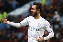 Premier League Watford 1 3 Manchester City Silva At The Double As Champions Go Top