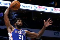 Joel Embiid 76ers Nba Hornets Warriors Curry Giannis Bucks Suns