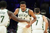 Giannis Antetokounmpo Milwaukee Bucks Nba Hornets Lamelo Ball Doncic Mavericks