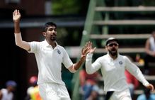 India Vs South Africa Elgar Feels Bumrah Is One Bowler Who Can Exploit South African Conditions