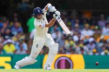 Ashes Joe Root Makes History Becomes 4th Batsman To Score Over 1600 Runs In A Calendar Year