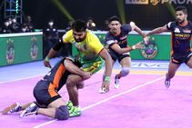 Pkl 2021 Monu Goyat S Brilliance Helps Patna Pirates Hammer Bengal Warriors