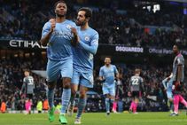 Manchester City 6 3 Leicester City Premier League Leaders Move Six Points Clear After Foxes Thrille