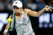 Australian Open Barty Roger Federer Backhand Slice Comparison