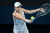 Ash Barty Beats Lesia Tsurenko Australian Open First Round