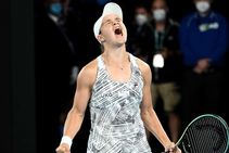 Australian Open Ash Barty Triumphs Second Set Fightback