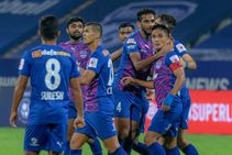 Isl Bfc Vs Fcg Highlights Gaurs Held By Bengaluru As Chhetri Equals Goal Record