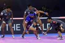 Pro Kabaddi League 2021 22 Vikash Kandola Shines As Haryana Steelers Beat Dabang Delhi Kc